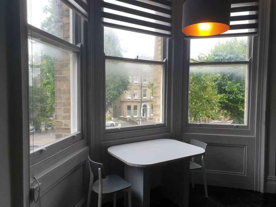 Elegant Studio In Central Hove - 5 Min Walk To Beach - 10 Min To Hove Extérieur photo