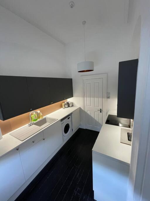 Elegant Studio In Central Hove - 5 Min Walk To Beach - 10 Min To Hove Extérieur photo