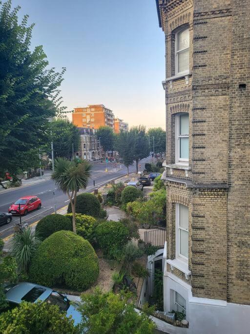Elegant Studio In Central Hove - 5 Min Walk To Beach - 10 Min To Hove Extérieur photo
