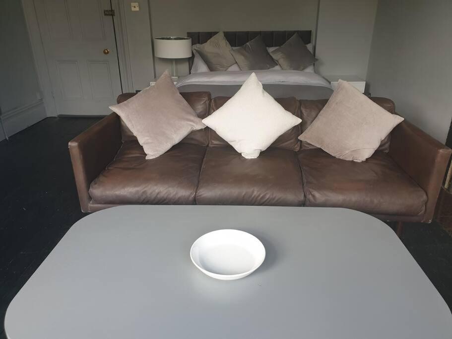 Elegant Studio In Central Hove - 5 Min Walk To Beach - 10 Min To Hove Extérieur photo